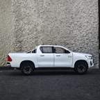 1:27 Maisto Diecast Toyota Hilux Revo/Rocco Model - White