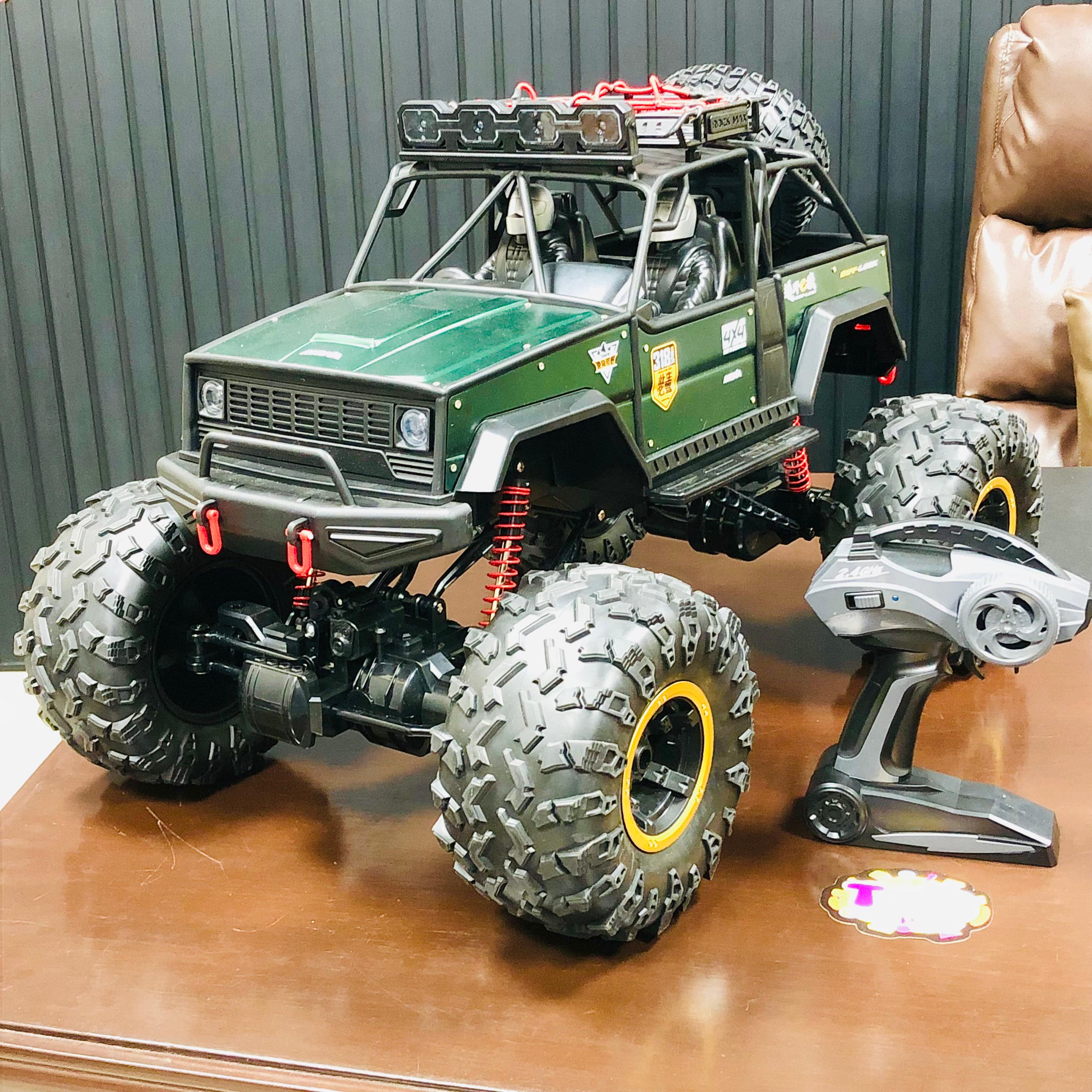 2.4GHz RC Giant Moka Alloy Off-Road Rock Crawler Truck